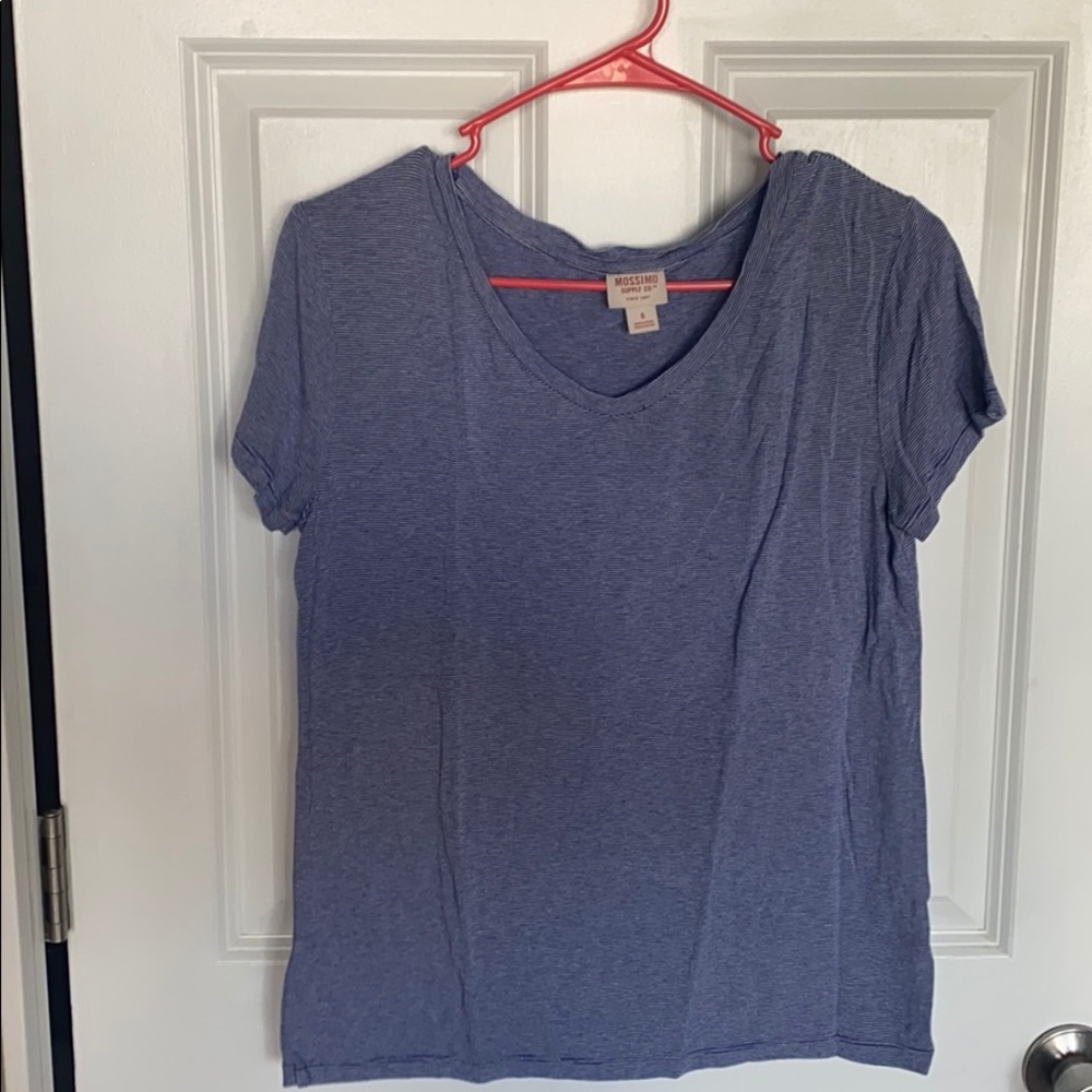 V-neck light&dark blue stripes
